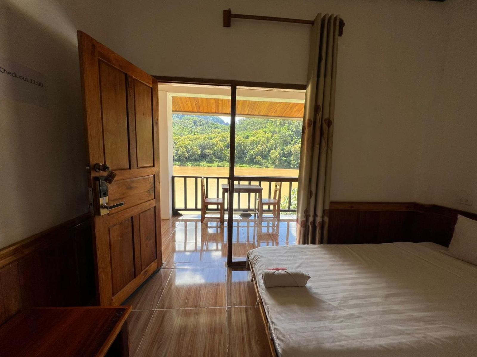 Nongkhaiw River View Nongkhiaw Εξωτερικό φωτογραφία